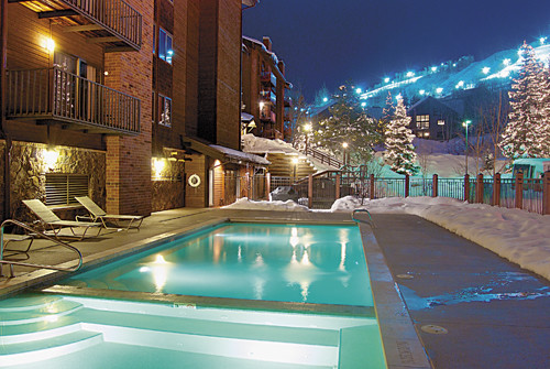 2430 Ski Trail Lane #403