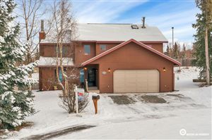12221 Woodchase Circle
