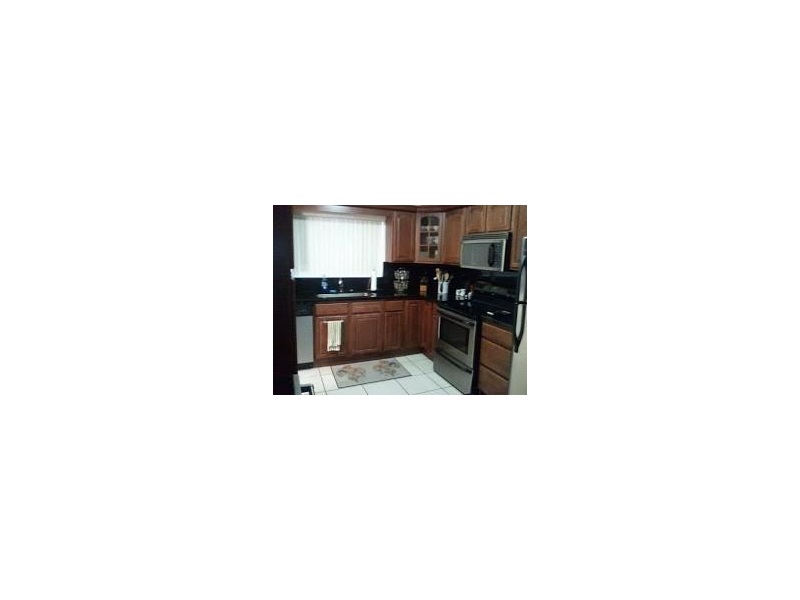 2183 NE 122nd St # 2183