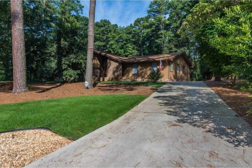 3276 Alton Road