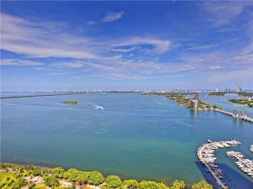 1750 N Bayshore Dr # 4201