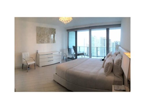 200 BISCAYNE BLVD WY # 3407
