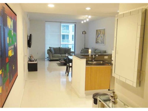 1060 Brickell Ave # 1615