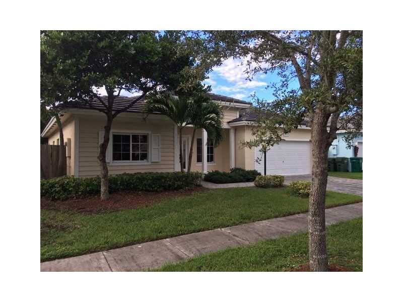 376 NE 29th Ter