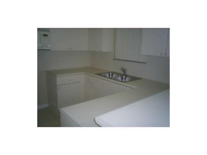 921 NE 42nd Pl # 0