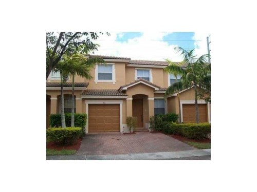 984 NE 41st Pl # 984