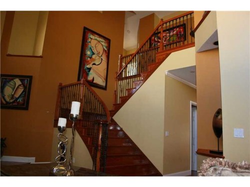 8512 Windy Cir