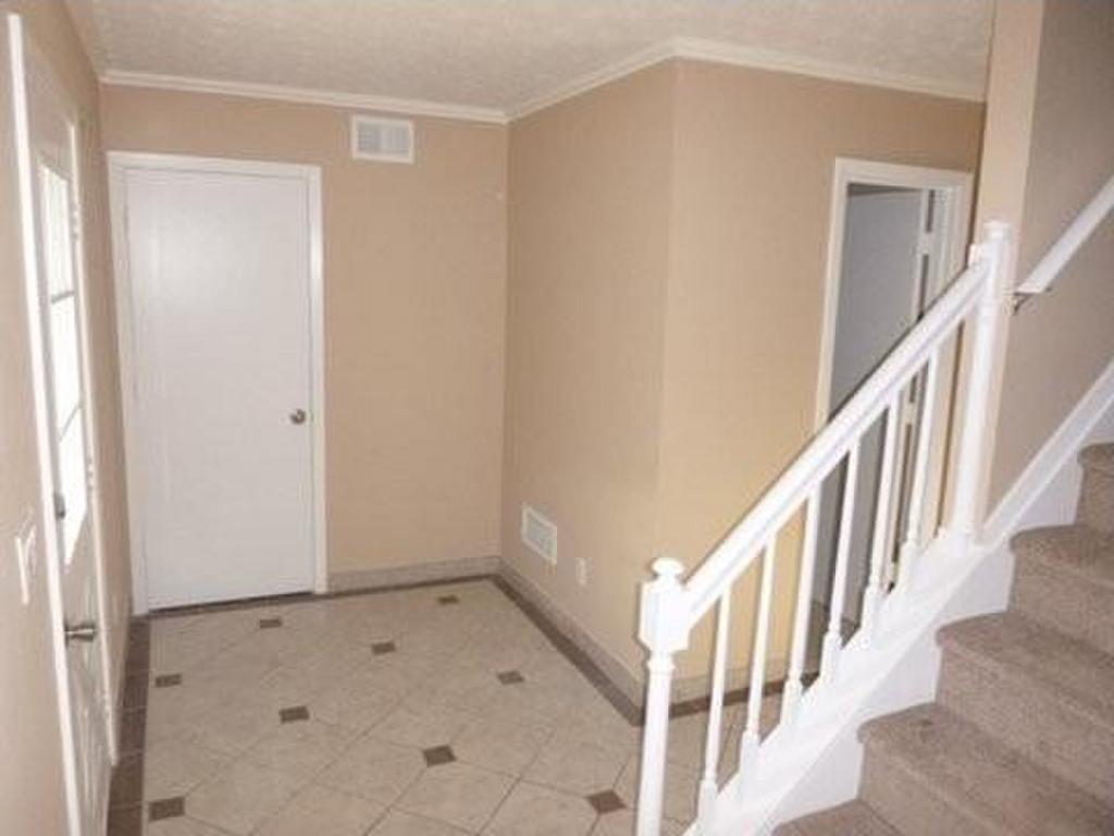 1984 Valley Ridge Lane