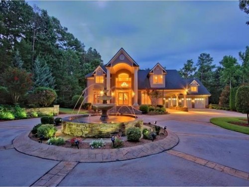 330 N Peachtree Pkwy