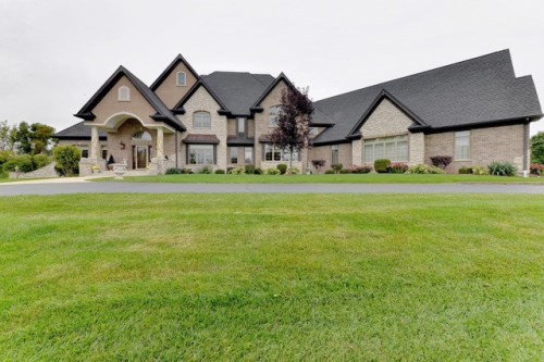 7355 BONNIE Drive