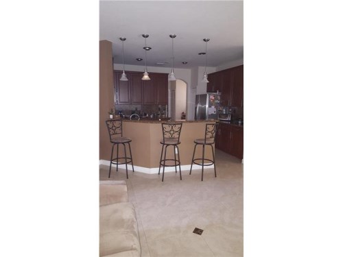 8264 NW 115 CT