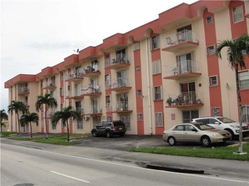 6820 W Flagler St # 207
