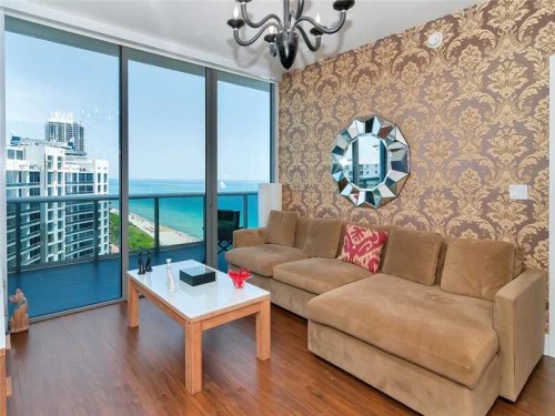 5875 Collins Ave # PH3