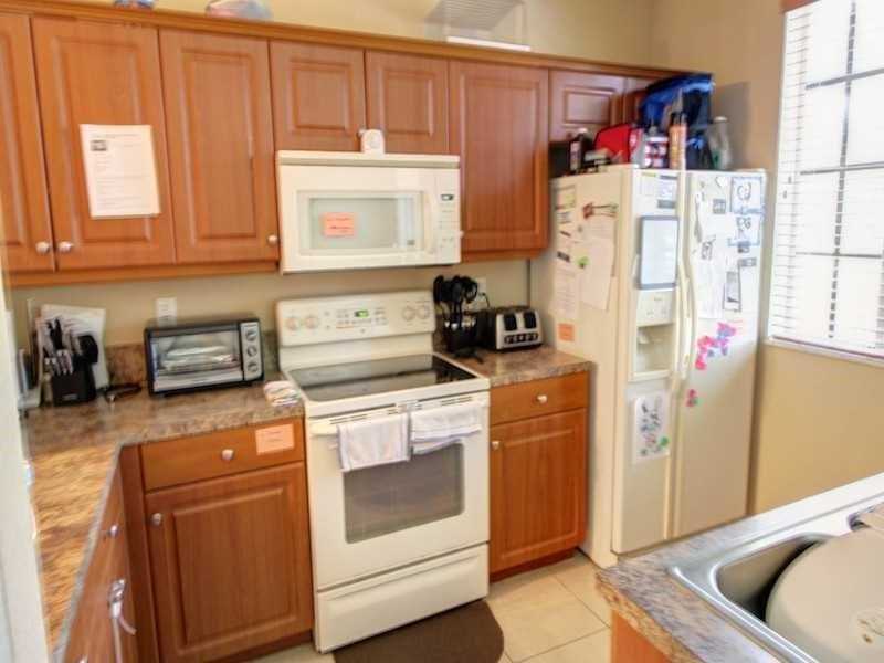 1002 Abaco Ln # 1002