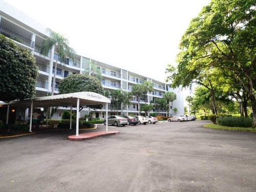 4020 W PALM AIRE DR # 301