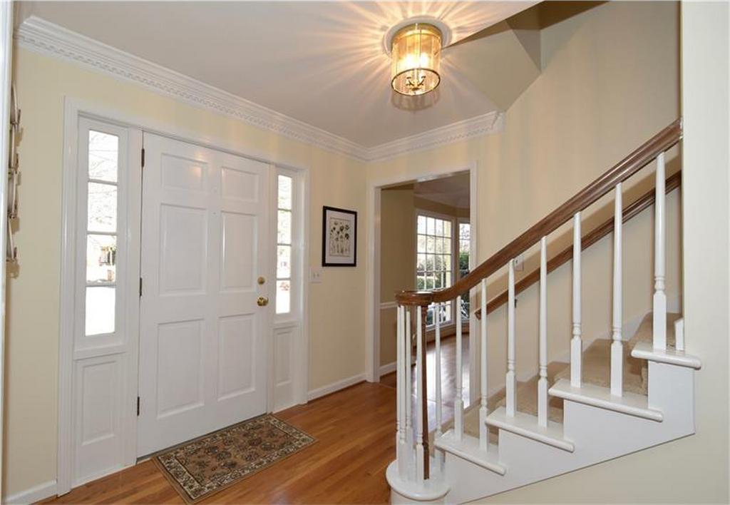 1633 Shadow Court