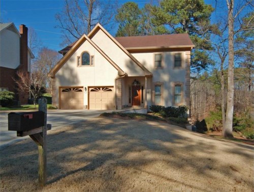 1652 Manhasset Farm Court