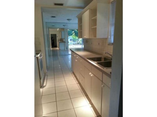 3000 ALCAZAR DR