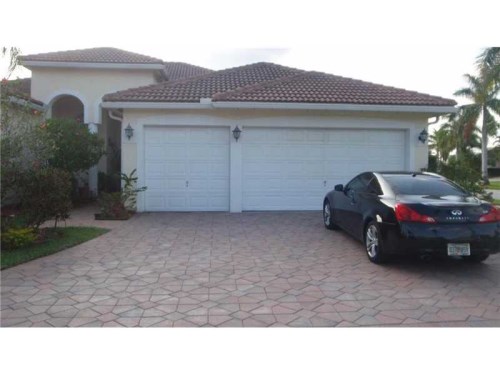 3140 SW 189th Ter