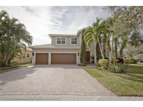 1594 NW 167th Ave