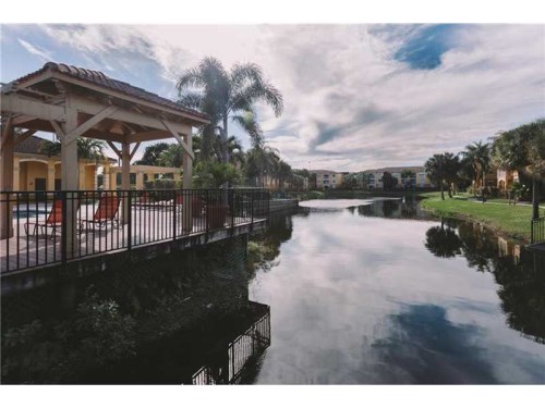 9625 NW 1 CT # 11-206