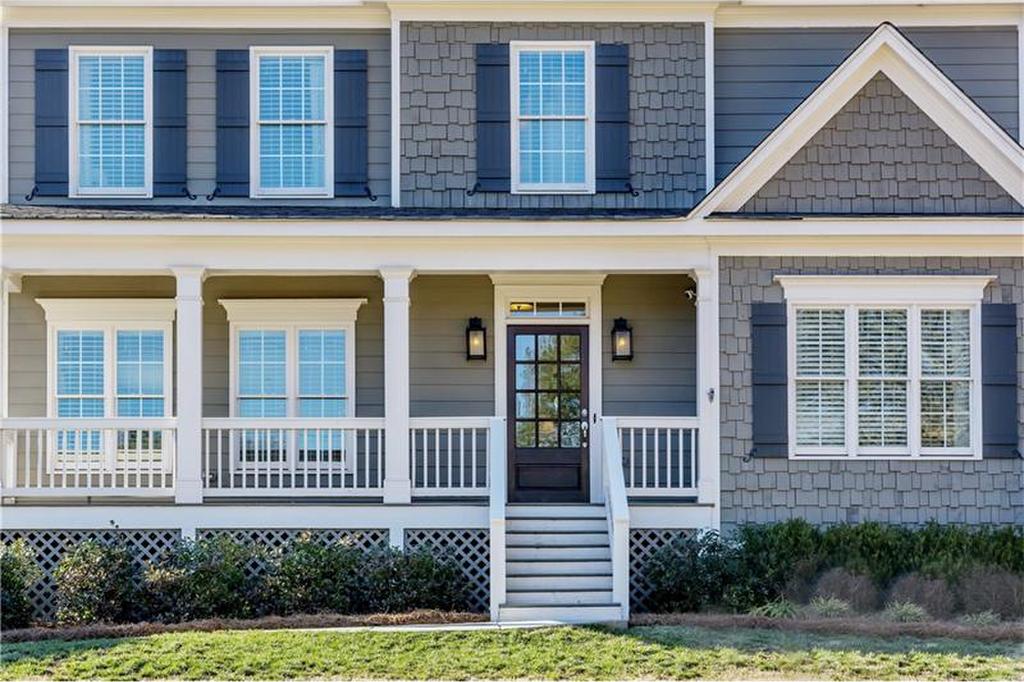 2790 Georgian Drive W