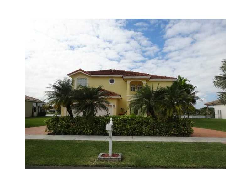 570 SE 30 Drive