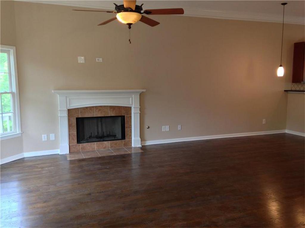 131 Bowen Circle Sw