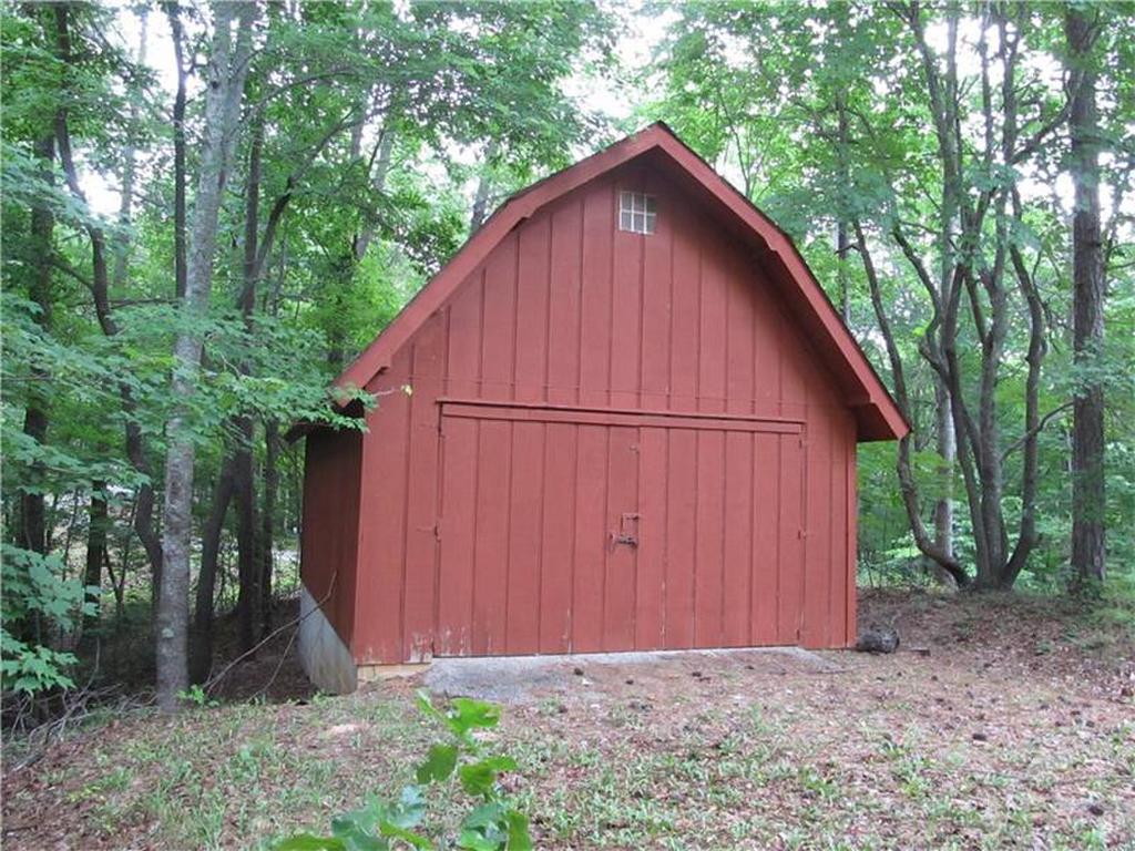 86 Ridge Drive