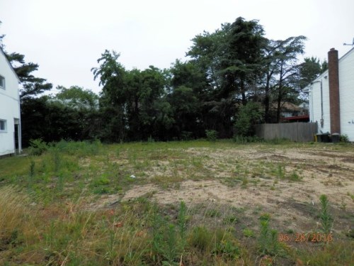 887 Woodmere Drive