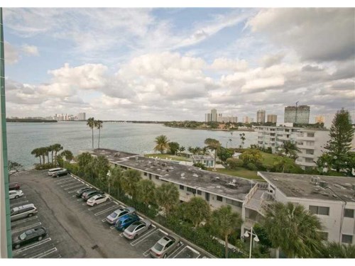 10350 W Bay Harbor Dr # 6H