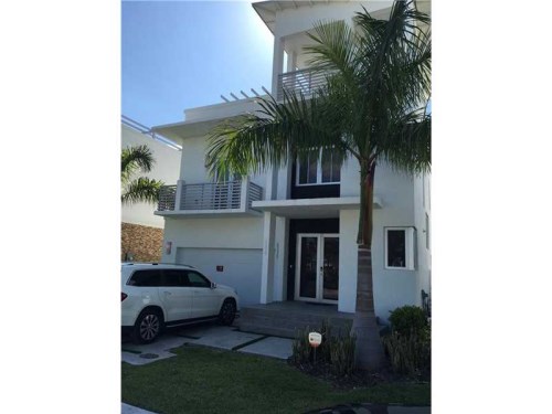 3420 NW 84th Ave