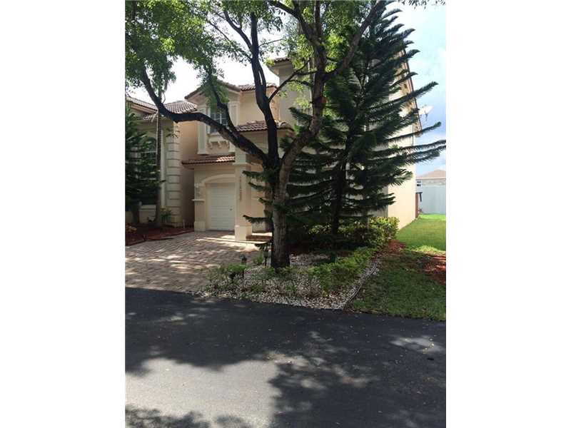 11365 NW 73rd Ter