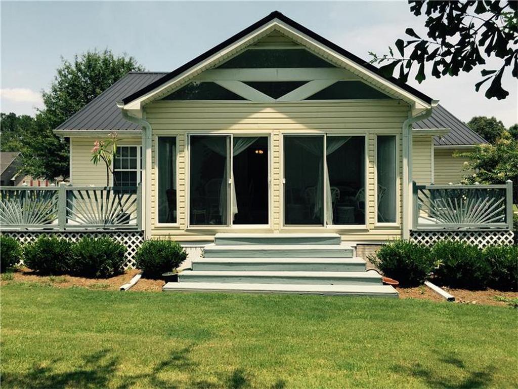 418 Calloway Circle