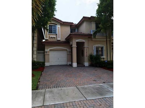 11530 NW 67 TE