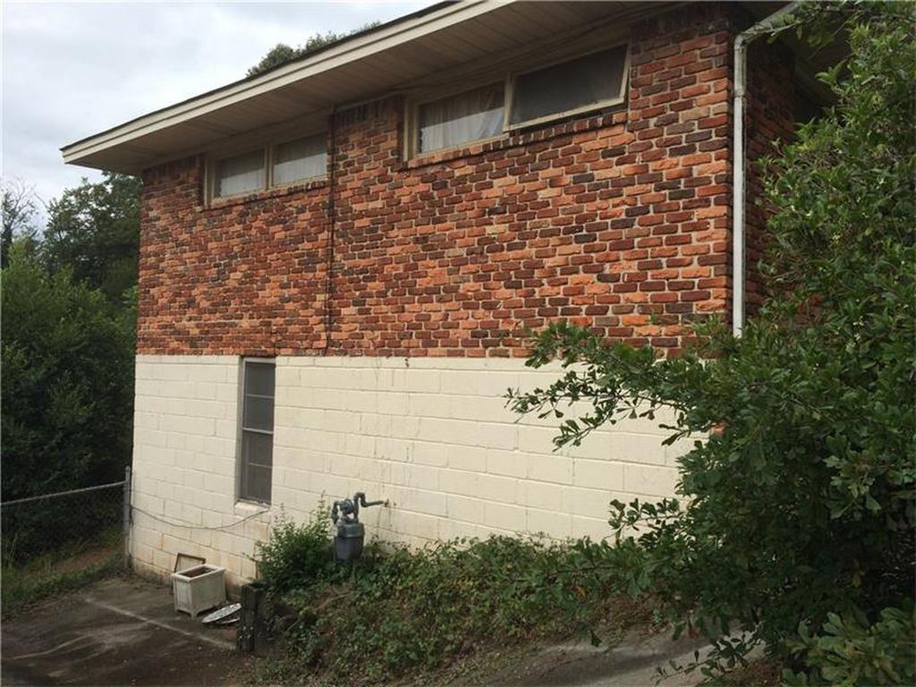 2729 Belaire Circle