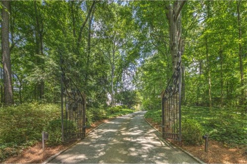 145 Valley Road Nw