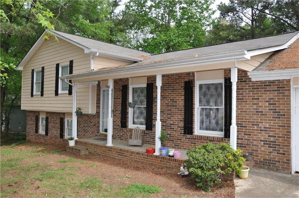 286 Clover Dr