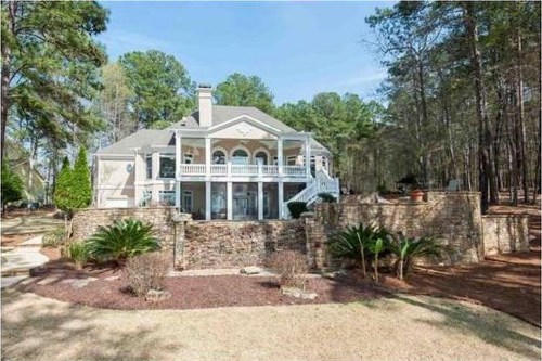1141 Katherine Lane