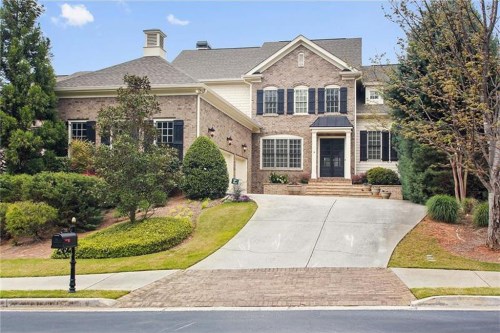 735 Glengate Place