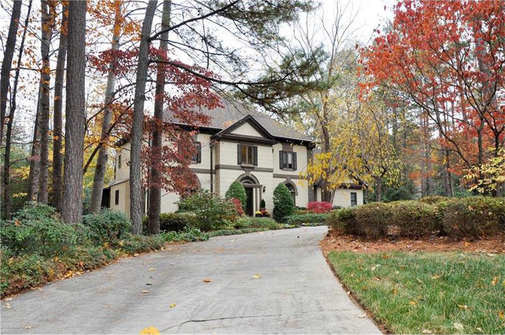 330 Buckingham Forest Court