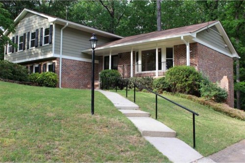 3933 Bonnington Court