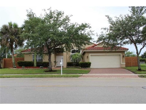 19176 SW 12 St