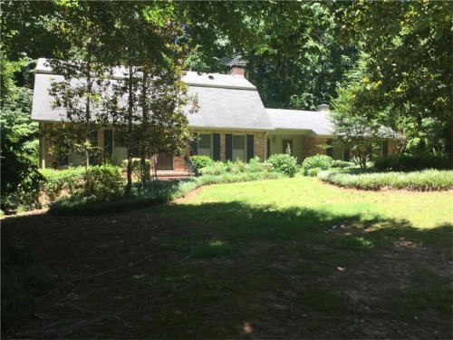 2364 Leisure Lane
