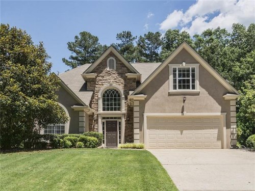 2415 Northwood Drive