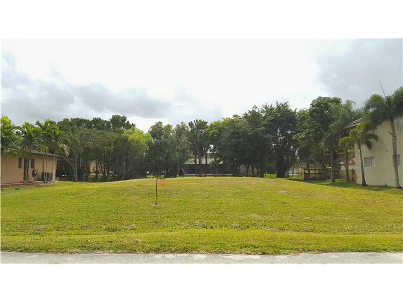 11720 NW 27th Ct