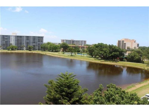 2751 N Palm Aire Dr # PH-610