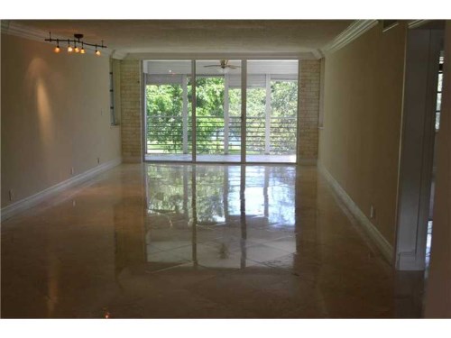 4280 Oaks Ter # 205