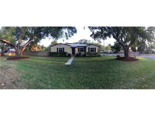 700 NE 4th St