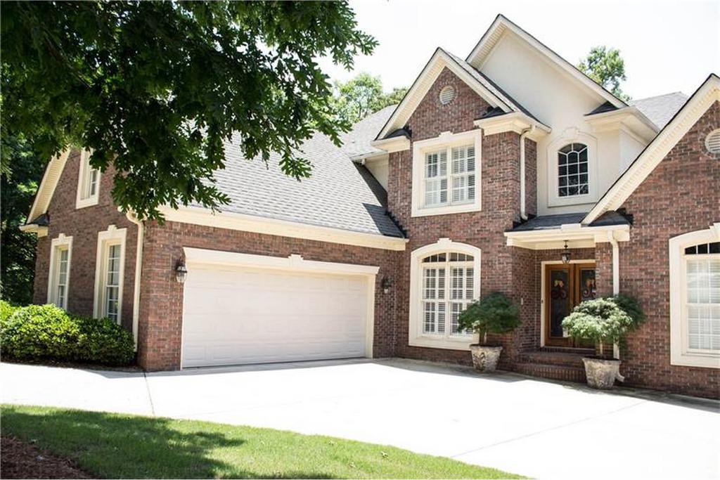 1042 Laurel Ridge Drive